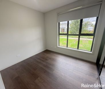 Stylish Two-Bedroom Granny Flat - Photo 3