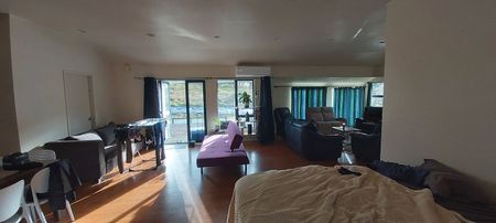 2 bedroom house ( power and water include ) - Photo 2