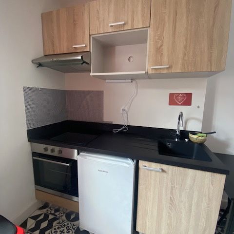 Location Appartement 1 pièce 17m² BRIGNAIS 69530 - Photo 1