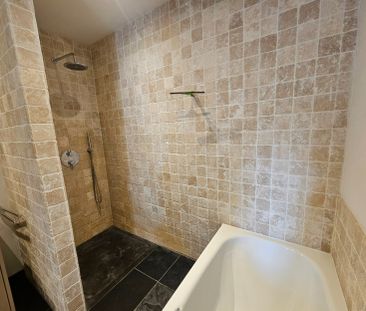 Gerenoveerd 2-slaapkamer appartement op rustige locatie te Rijkevor... - Photo 3