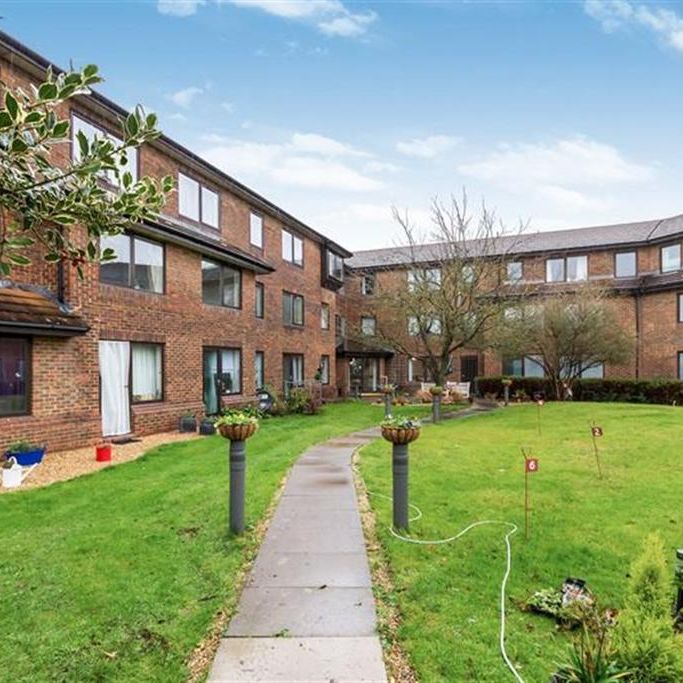 1 bedroom retirement property to rent - Photo 1