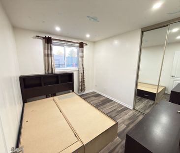 For Lease - 21 Greenwood Crescent, Brampton, Ontario - Photo 6