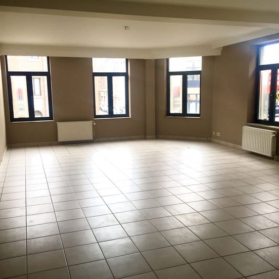 Appartement te huur - Photo 1