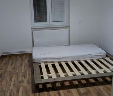 Pronájem bytu pokoj 15 m2 - Photo 1