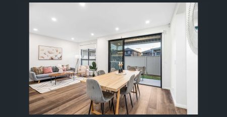 Four Bedroom Stylish Home - Photo 2