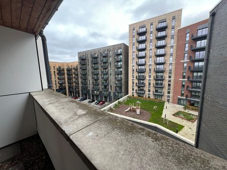2 Bed Flat, Highbridge Road, IG11 - Photo 4