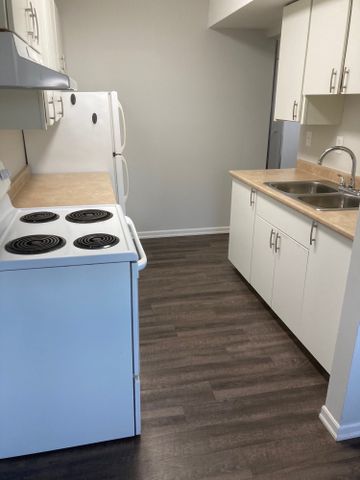 Unit A, 6010-58A Street, Red Deer AB - Photo 4