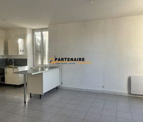 Location Appartement 3 pièces 92m² TAIN L HERMITAGE 26600 - Photo 1