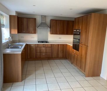 3 bedroom semi-detached house to rent - Photo 5