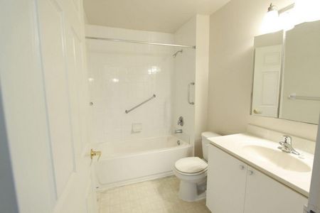 Country Hill Place - Photo 5