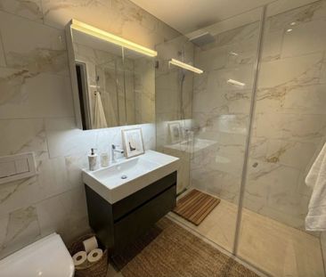 Modern 3.5-room apartment with beautiful terrace in Lachen - Foto 6