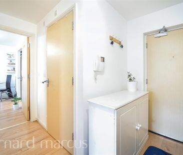 Wooldridge Close - Photo 1