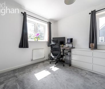 3 bedroom detached house to rent - Photo 2