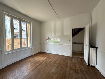 Maison - 4 pièces - Jaude/Banque de France - Photo 4