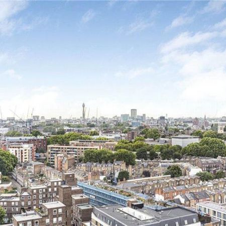 Located in Zone 1 in a prime location in EC1 perfect for 3 sharers - Photo 3