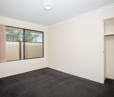 Modern Family Living in Prime Somerly Location with Solar Battery - Photo 2