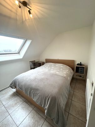 Gezellig instapklaar appartement in centrum Zwevezele! - Photo 1