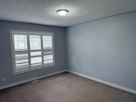 For Lease - 758 Grand Banks Drive, Waterloo, Ontario - Photo 4