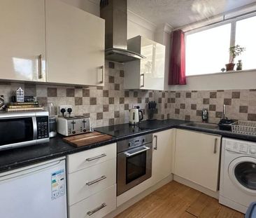 Studio to rent - Photo 4