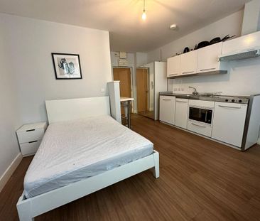 1 bedroom property to rent - Photo 5