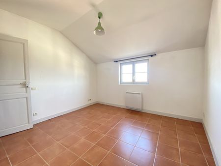 Location Appartement 3 pièces 97m² SAUMUR 49400 - Photo 5