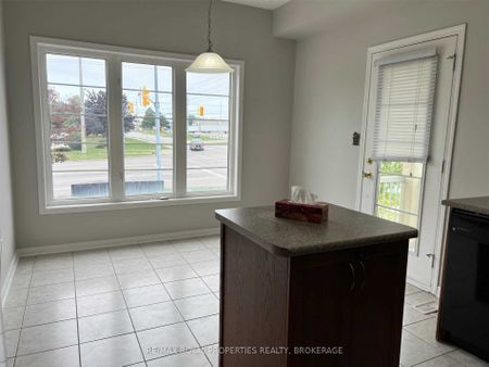 For Lease - 309 Monarch Avenue, Ajax, Ontario - Photo 4