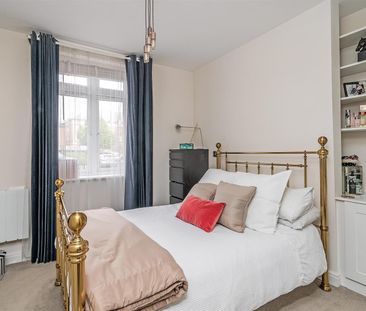 1 bed apartment to rent in Market Gate, Dickens Heath, Shirley - Photo 4