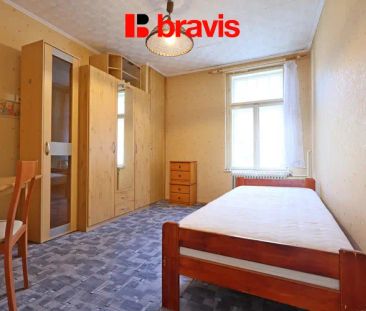 Pronájem průchozího pokoje v domě 3+1 ul. Brigádnická, zařízený, za... - Fotografie 2