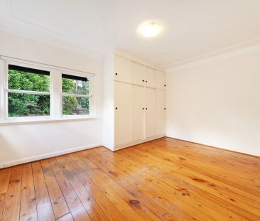 22 Henley Street, Lane Cove West. - Photo 3