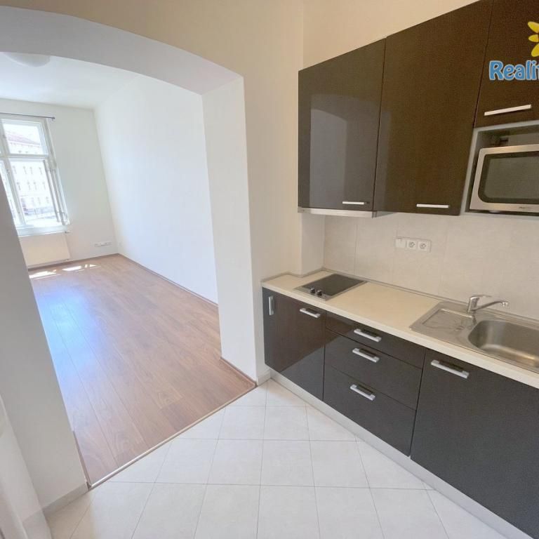 Pronájem bytu 1+kk 26 m2 - Fotografie 1