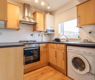 Studio to rent - Photo 6