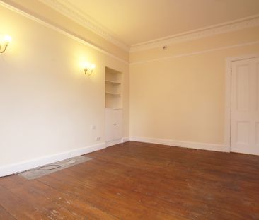 Lyndhurst Gardens, North Kelvinside, Glasgow - Photo 2