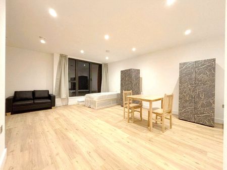 Farnborough Road, Farnborough, Surrey, GU14 - Photo 3