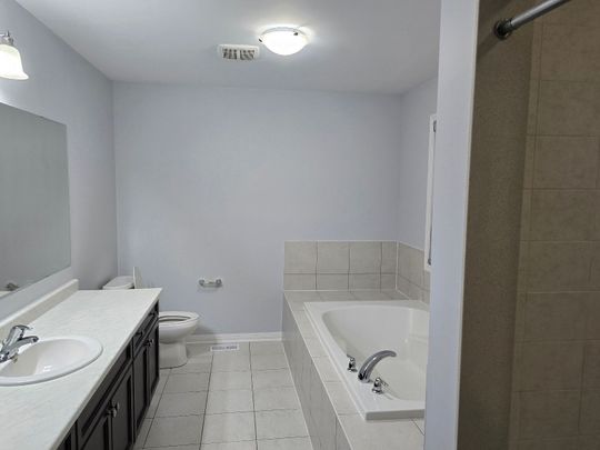 For Lease - 36 Ventura Avenue Unit# (Main & 2nd Flr), Brampton, Ontario - Photo 1