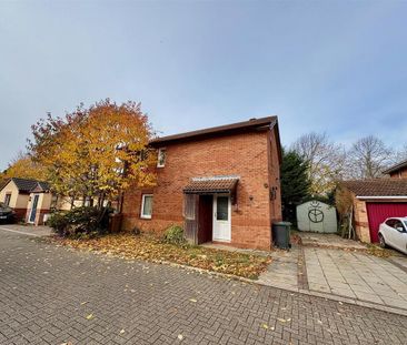 4 bedroom detached house to rent - Photo 1