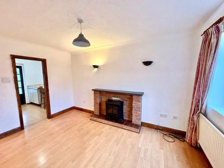 2 bedroom House To Let - Photo 2