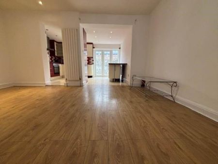 5 bedroom terraced house to rent - Photo 4