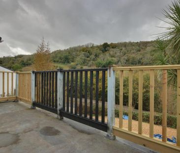 3 bedroom detached house to rent - Photo 2