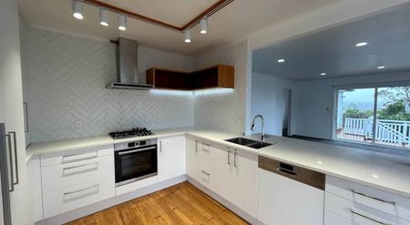 Sunny 4 Bedroom Family Home - Photo 5