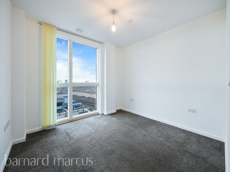 Bollo Lane, London - Photo 3