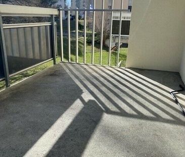 APPARTEMENT DE 5½ PIECES DANS UN QUARTIER FAMILIAL - Photo 1