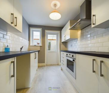 Myrtle Avenue, Fareham, PO16 - Photo 1