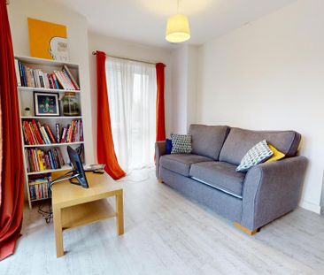 2 bedroom apartment to rent - Photo 2