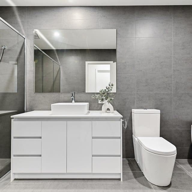 This impressive home perfectly blends style, functionality, and convenience. - Photo 1