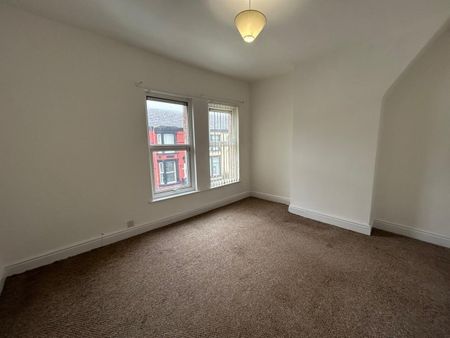 2 Bed Terraced House, Scott St, L20 - Photo 2