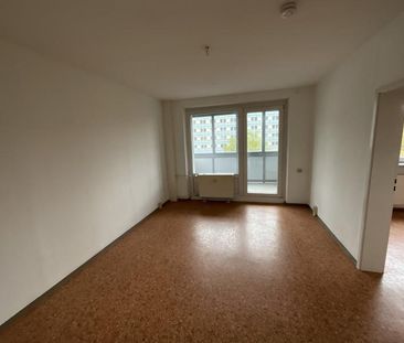 Schöne 2-Raum-Wohnung mit Aufzug in der Innenstadt - Foto 1