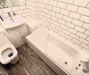 2 bedroom House in South View, Leeds - Photo 5