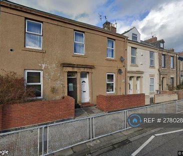 3 bedroom flat to rent - Photo 1