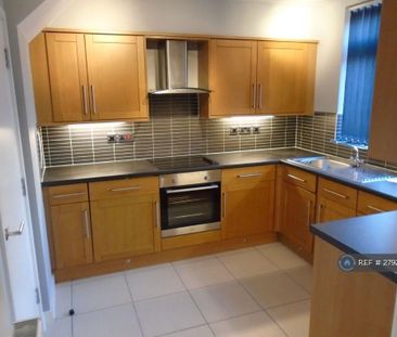 2 bedroom maisonette to rent - Photo 3