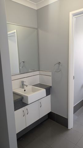 Banksia Grove - Photo 2